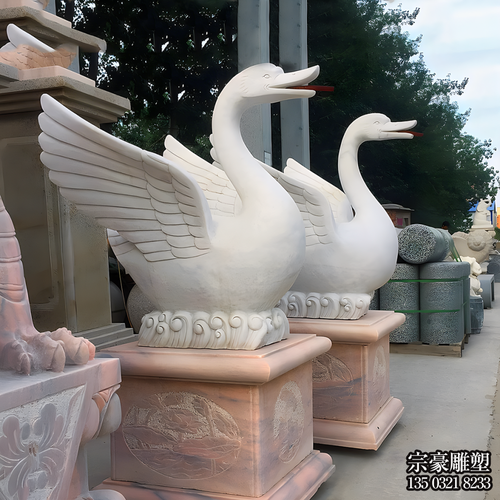 漢白玉天鵝雕塑擺件，石雕噴水鵝雕塑