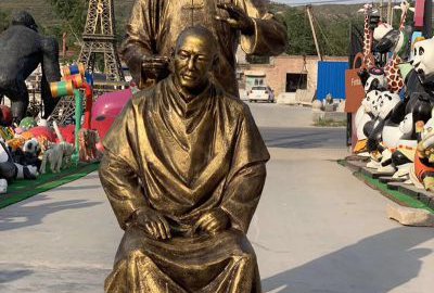 理發——民俗人物玻璃鋼仿銅雕塑