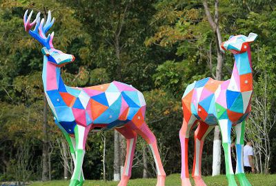 玻璃鋼發光塊面梅花鹿雕塑擺件