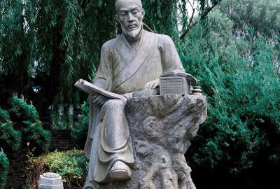 古代發(fā)明家印刷術(shù)發(fā)明者沈括石雕塑像